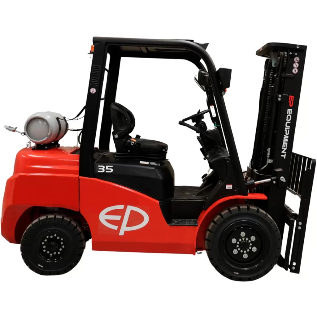 renta de montacargas CPQD35T8